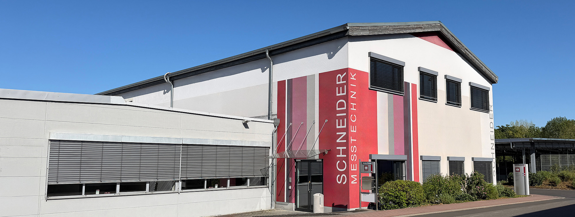 Gebäude des Firmensitzes der Dr. Heinirch Schneider Messtechnik GmbH